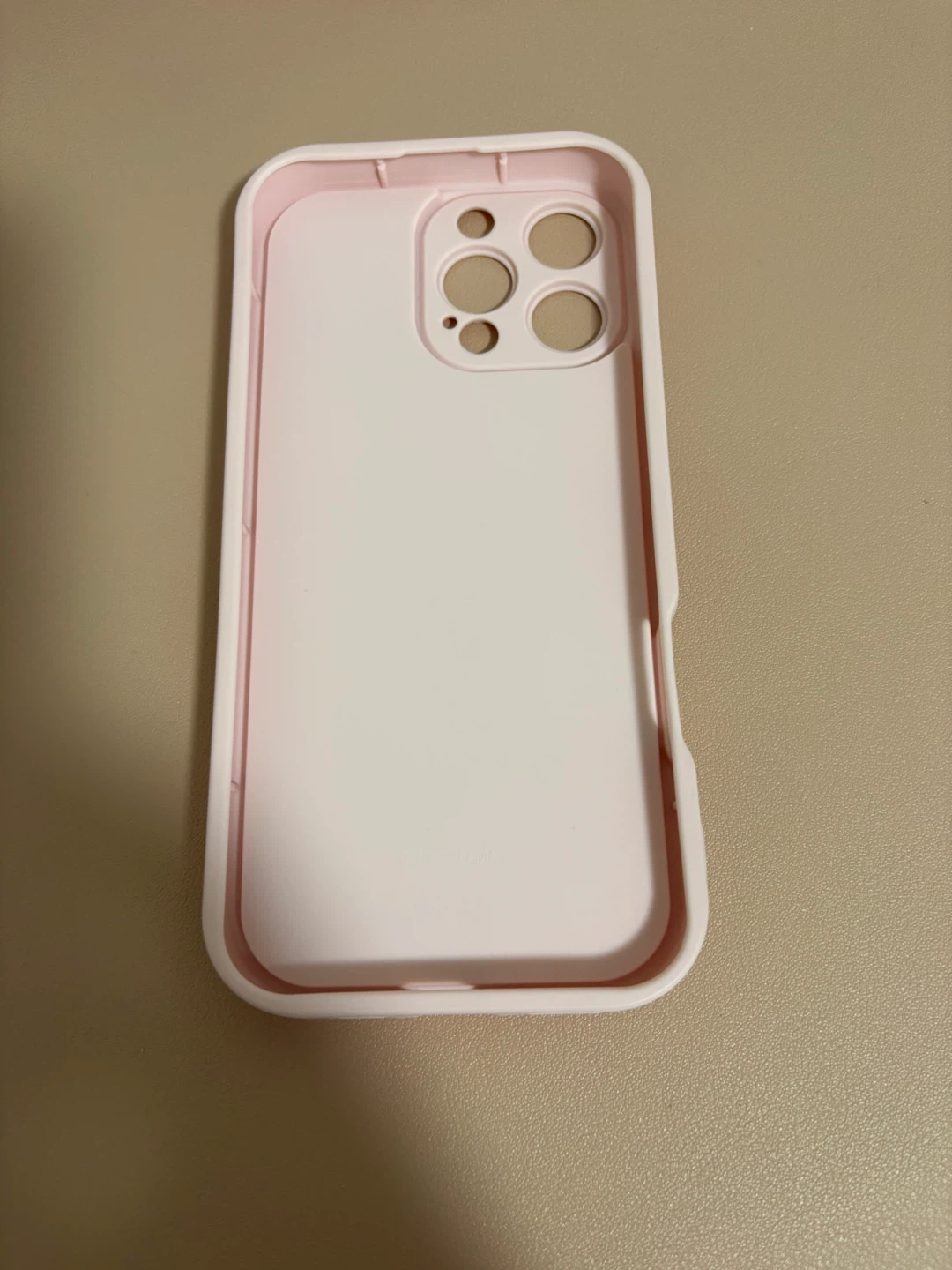 Iphone 16 pro max - NEW Pink Case with Bows - photo 2