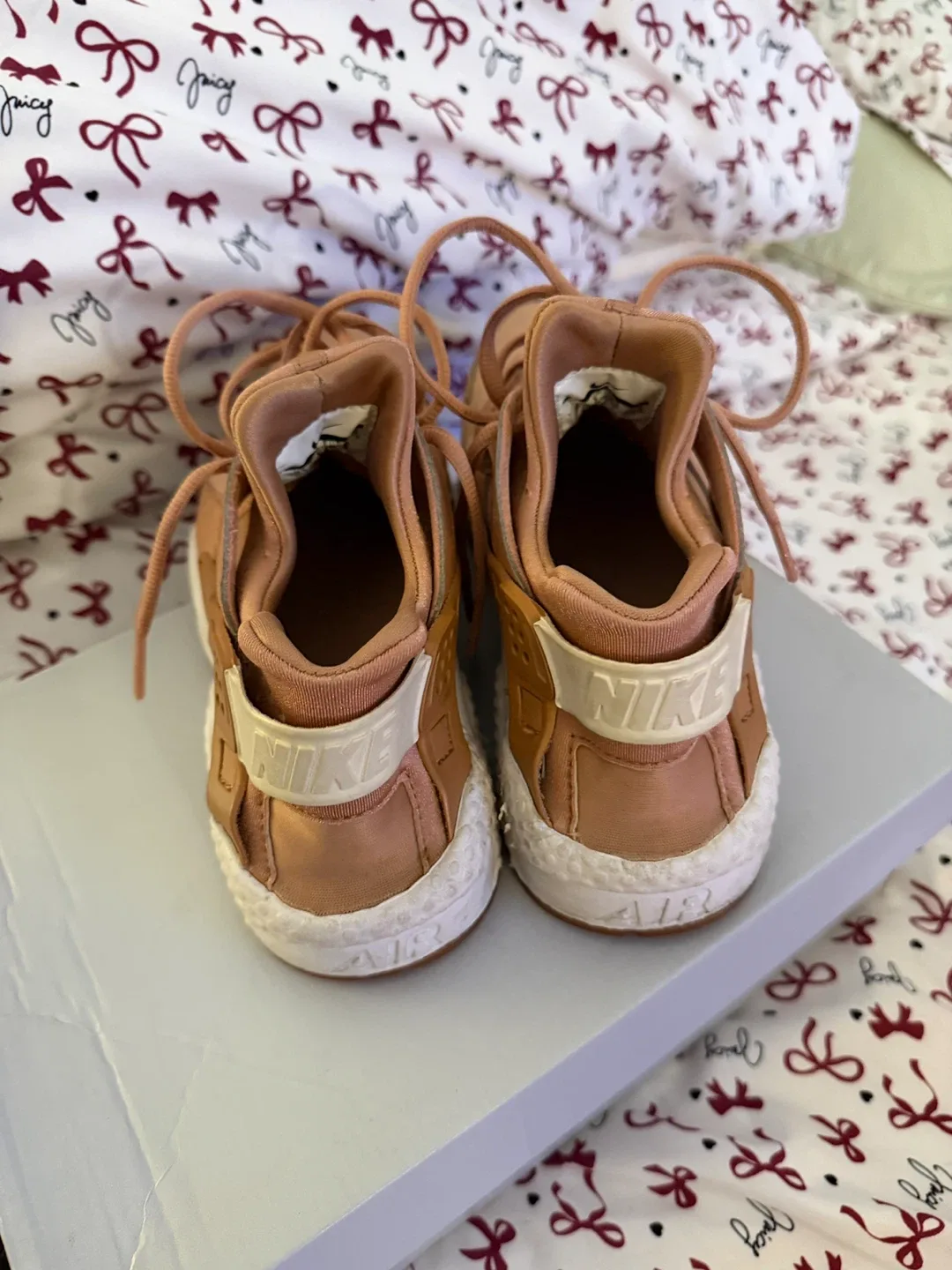 Nike Air Huarache Run Sneakers image indicator(2)