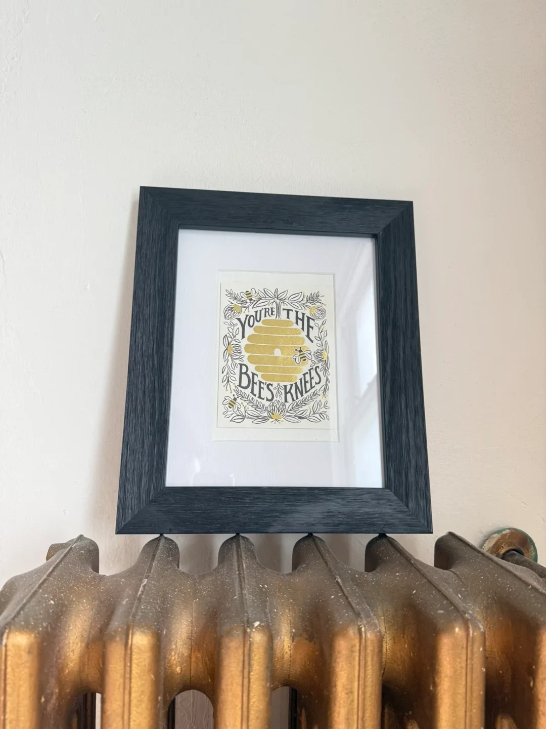 Wood Grain Black Frame image indicator(2)