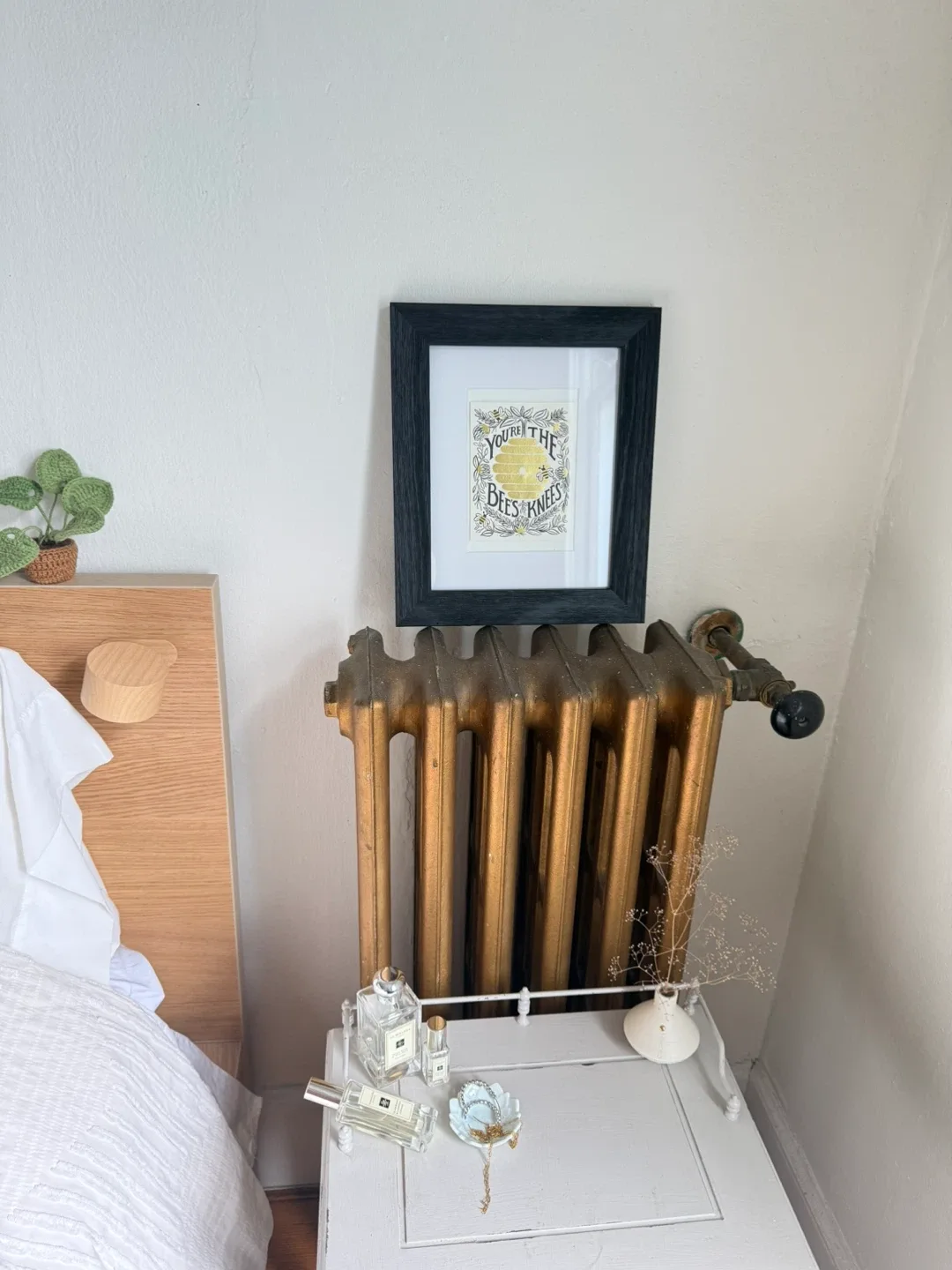 Wood Grain Black Frame image indicator(4)