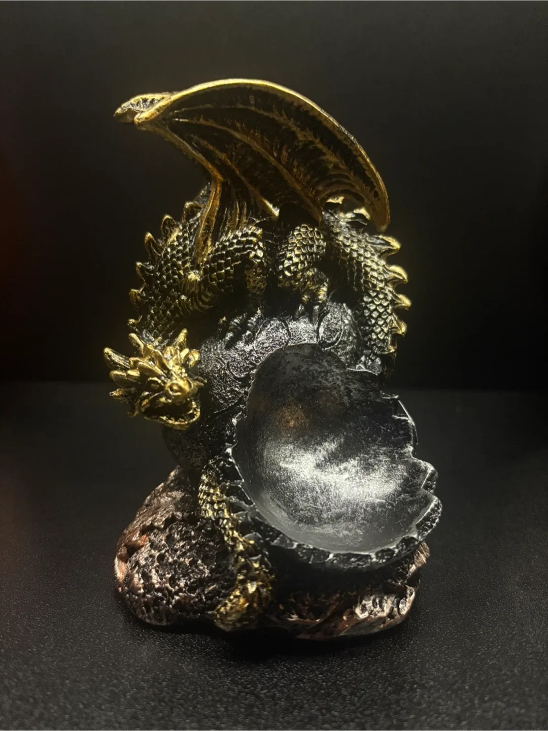 Dragon Sphere Holder