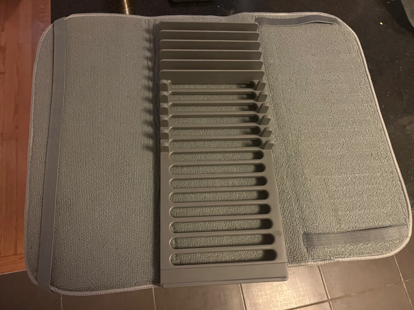 Gray Dish Drying Mat and Rack