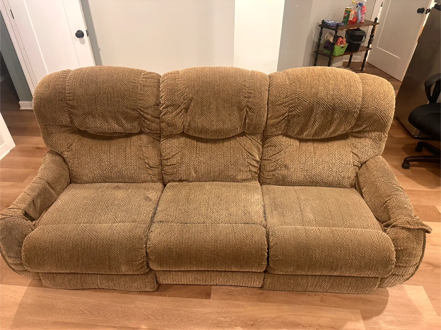 La-Z-Boy Reclining Sofa