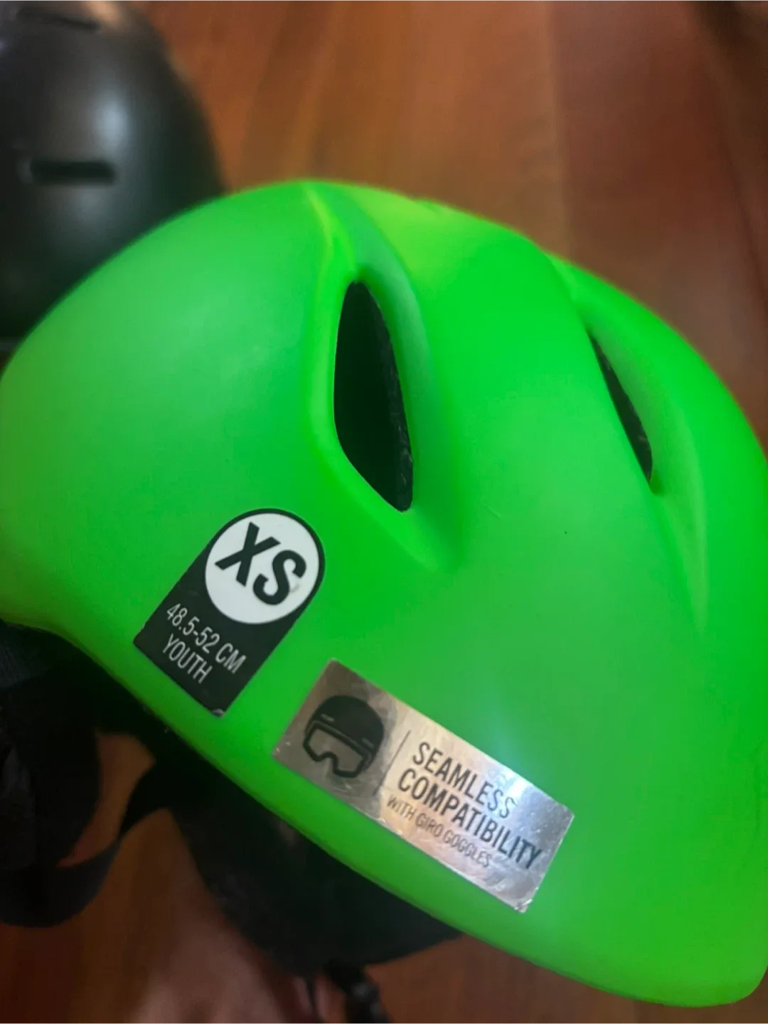 Giro XS Youth Ski/Snowboard Helmet - Green image indicator(3)