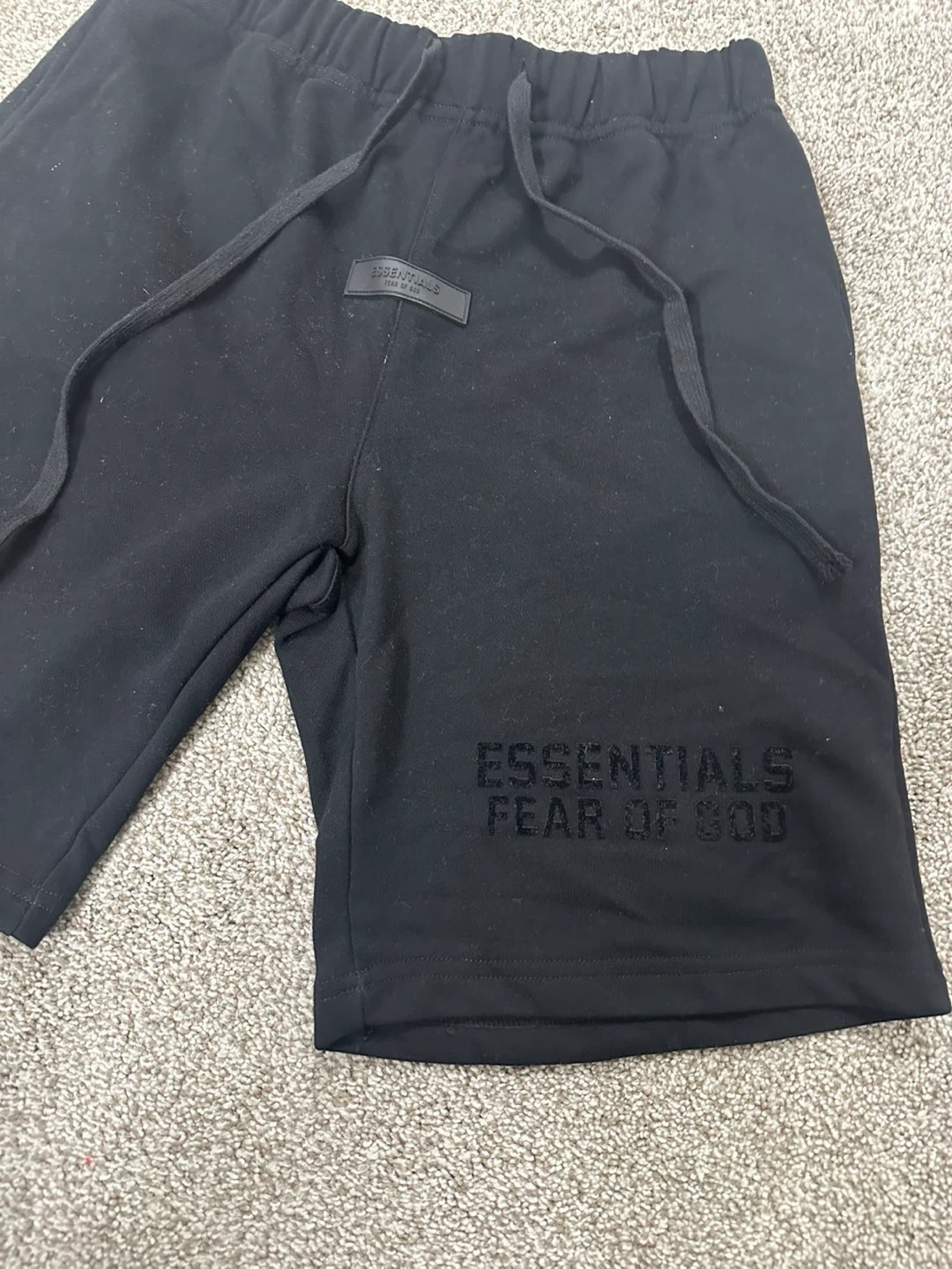 Essentials Fear of God Black Shorts