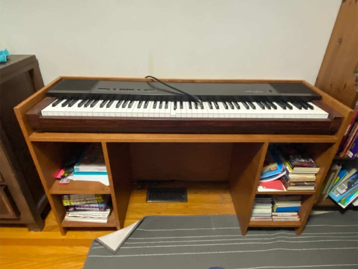Yamaha PF15 Electronic Piano