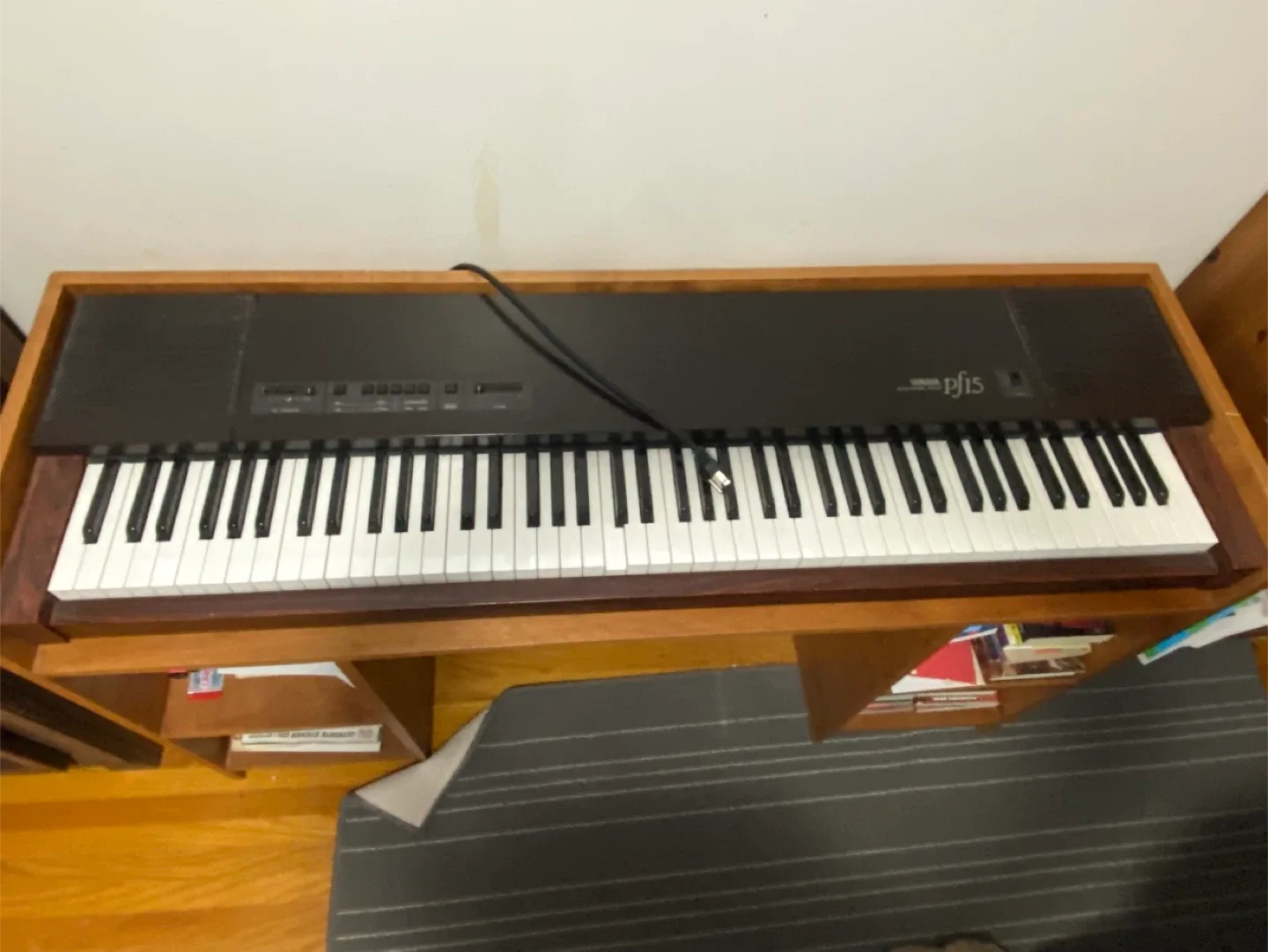 Yamaha PF15 Electronic Piano image indicator(2)