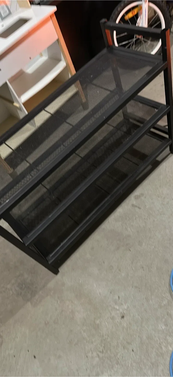 Black Metal 3-Tier Shoe Rack