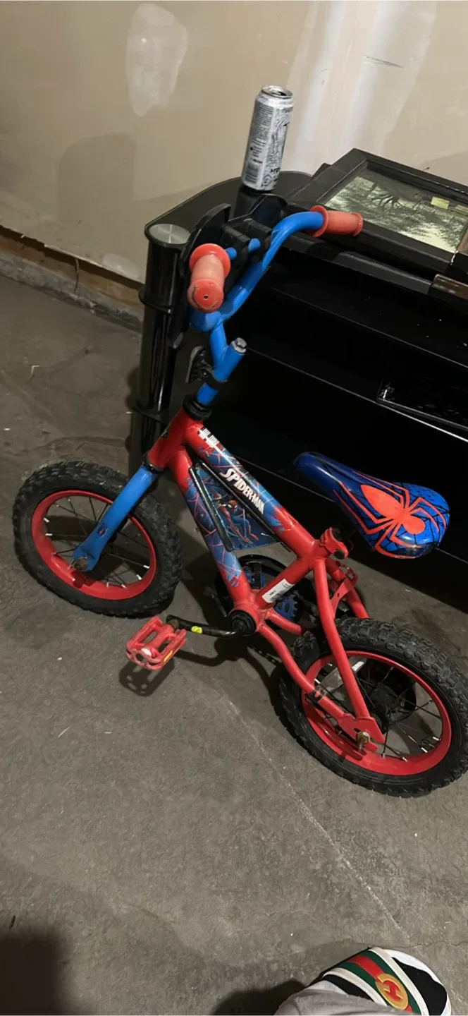 Spiderman Kids' Bike - Great Condition!