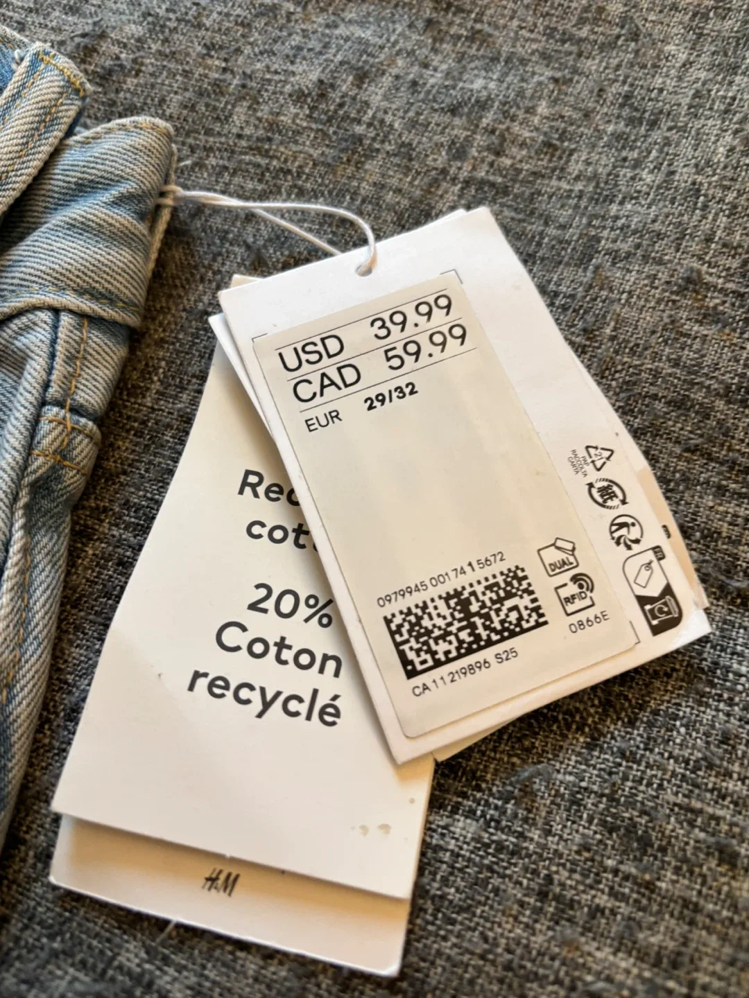 New H&M Loose Ample Jeans, Size 29/32 image indicator(3)