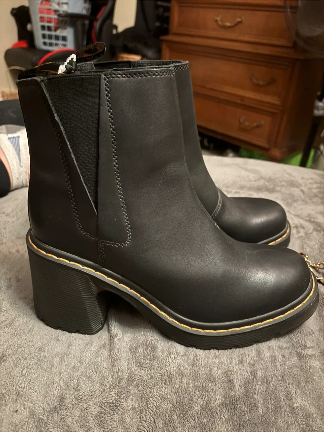 Dr. Martens Spence Chelsea Boots - US 10, Black