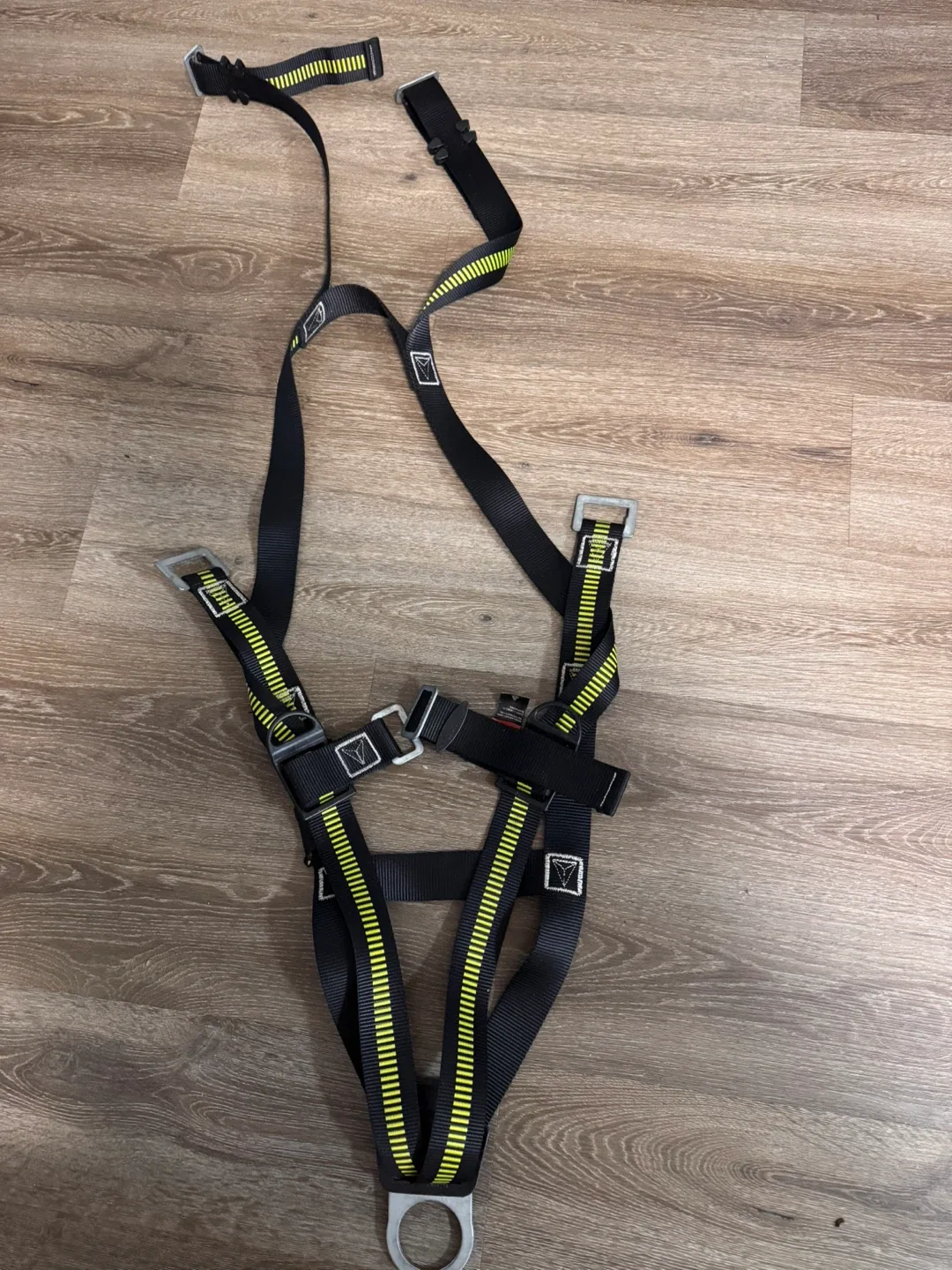 Safety Harness - Black & Yellow image indicator(2)