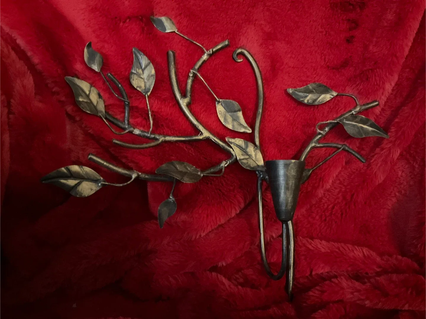 Metal Leaf Wall Sconce Candle Holder