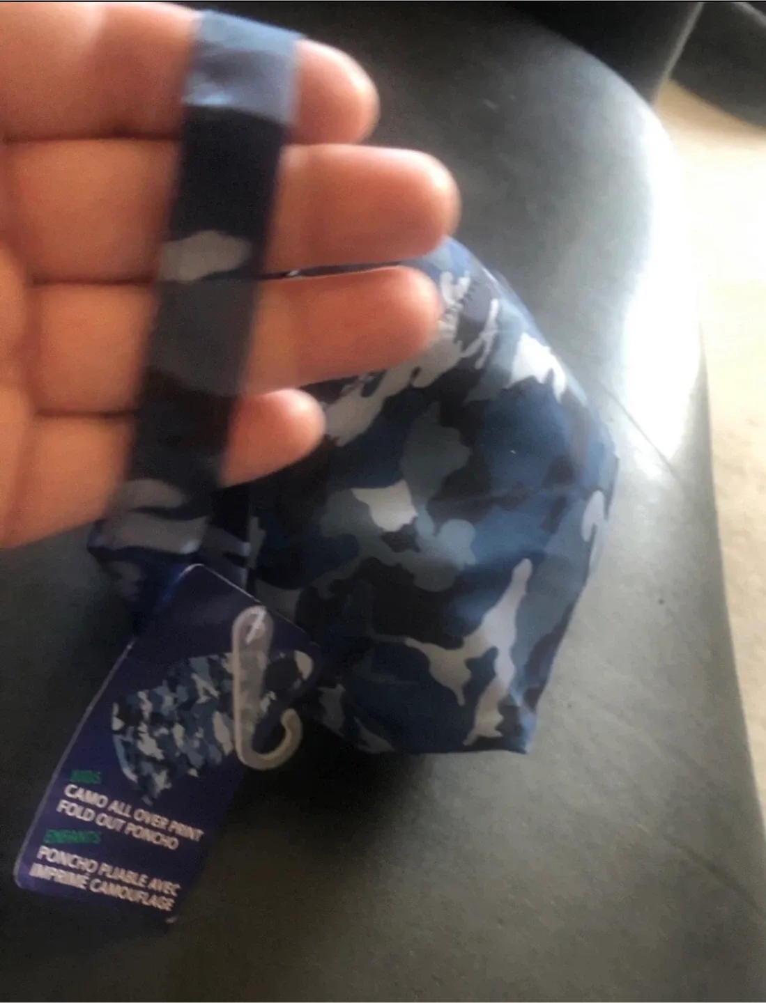 Kids Camo Fold Out Poncho - New image indicator(3)