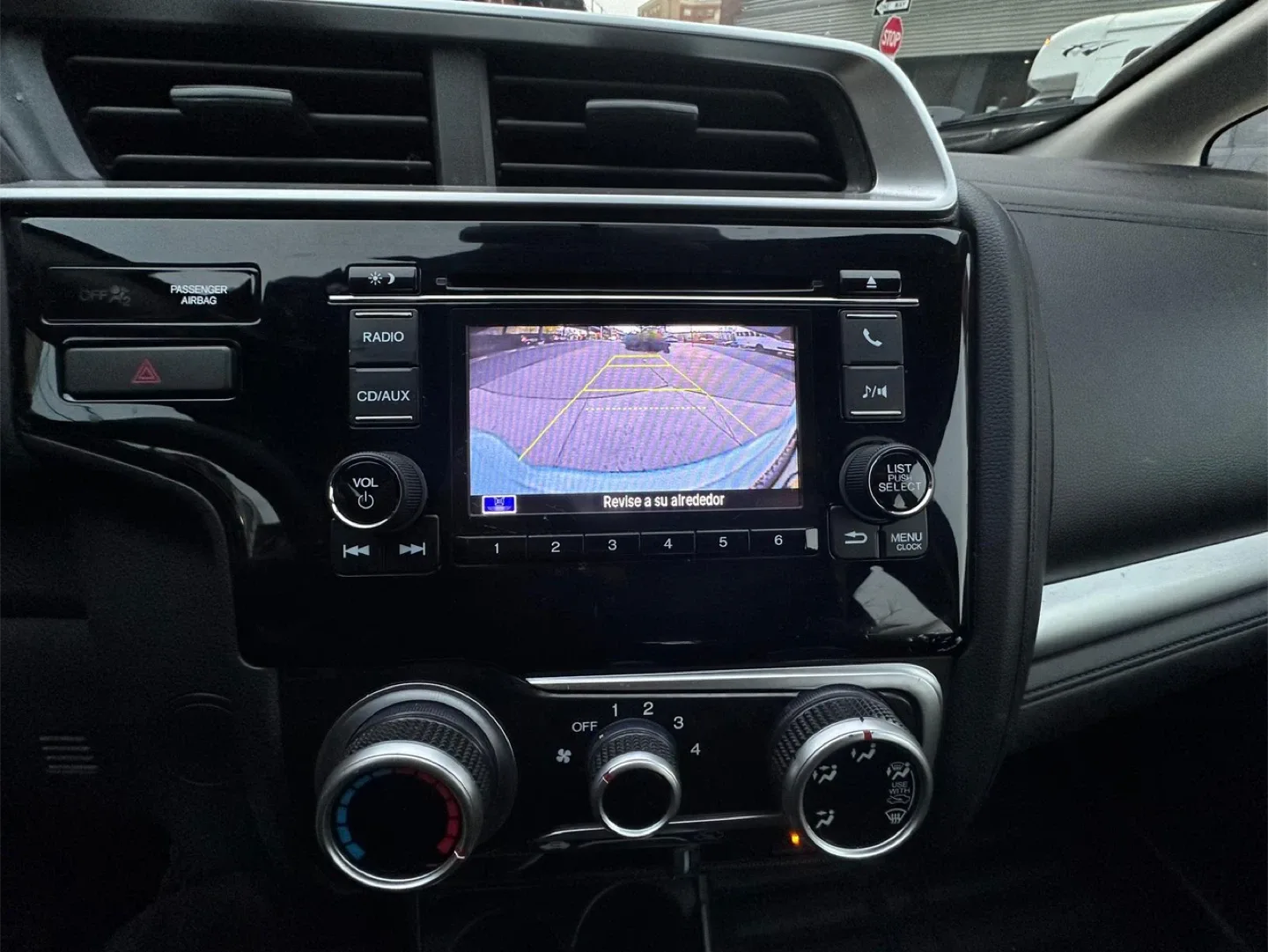 2015 Honda Fit - White image indicator(10)