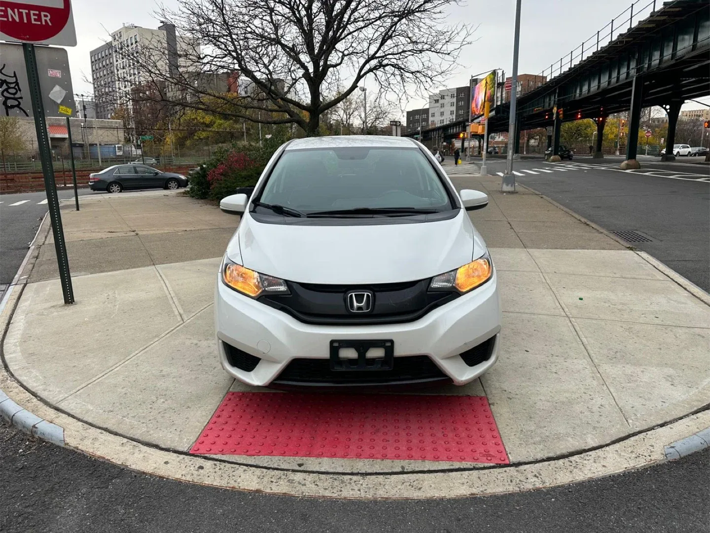 2015 Honda Fit - White image indicator(7)