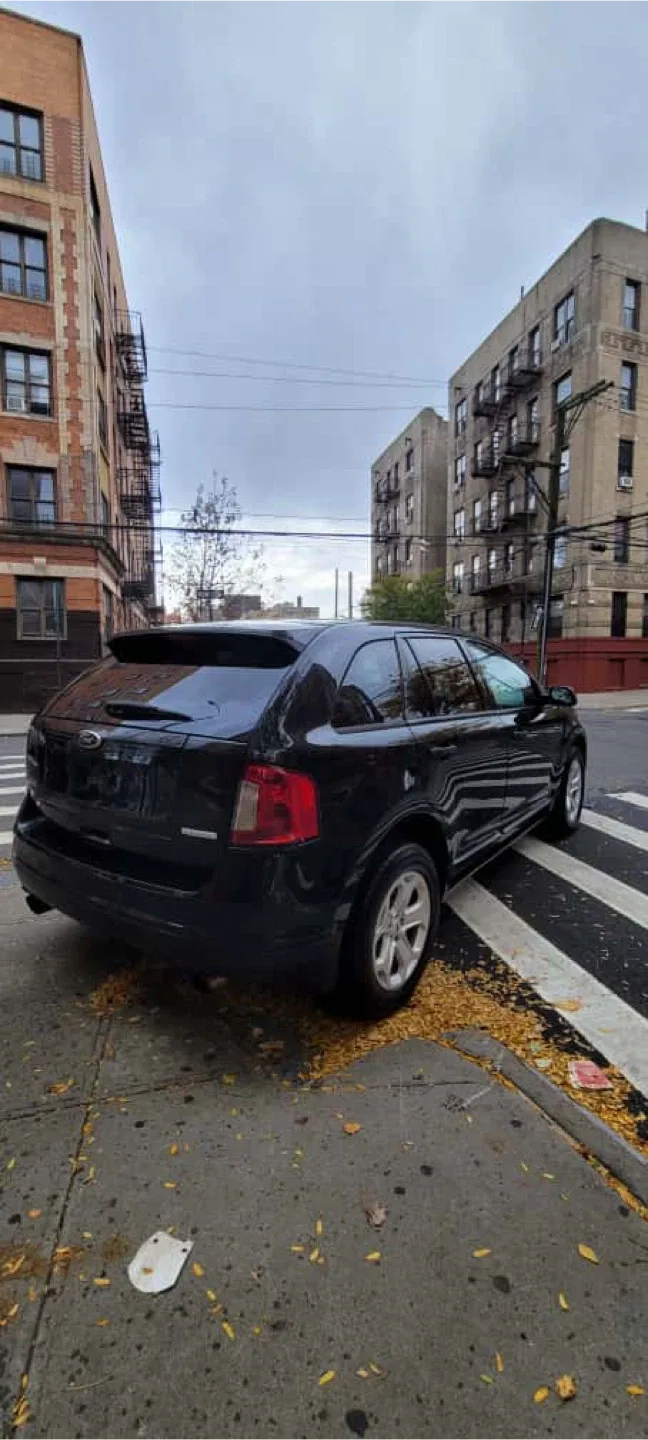 2013 Ford Edge Black SUV image indicator(6)