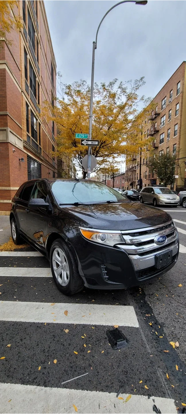 2013 Ford Edge Black SUV image indicator(2)