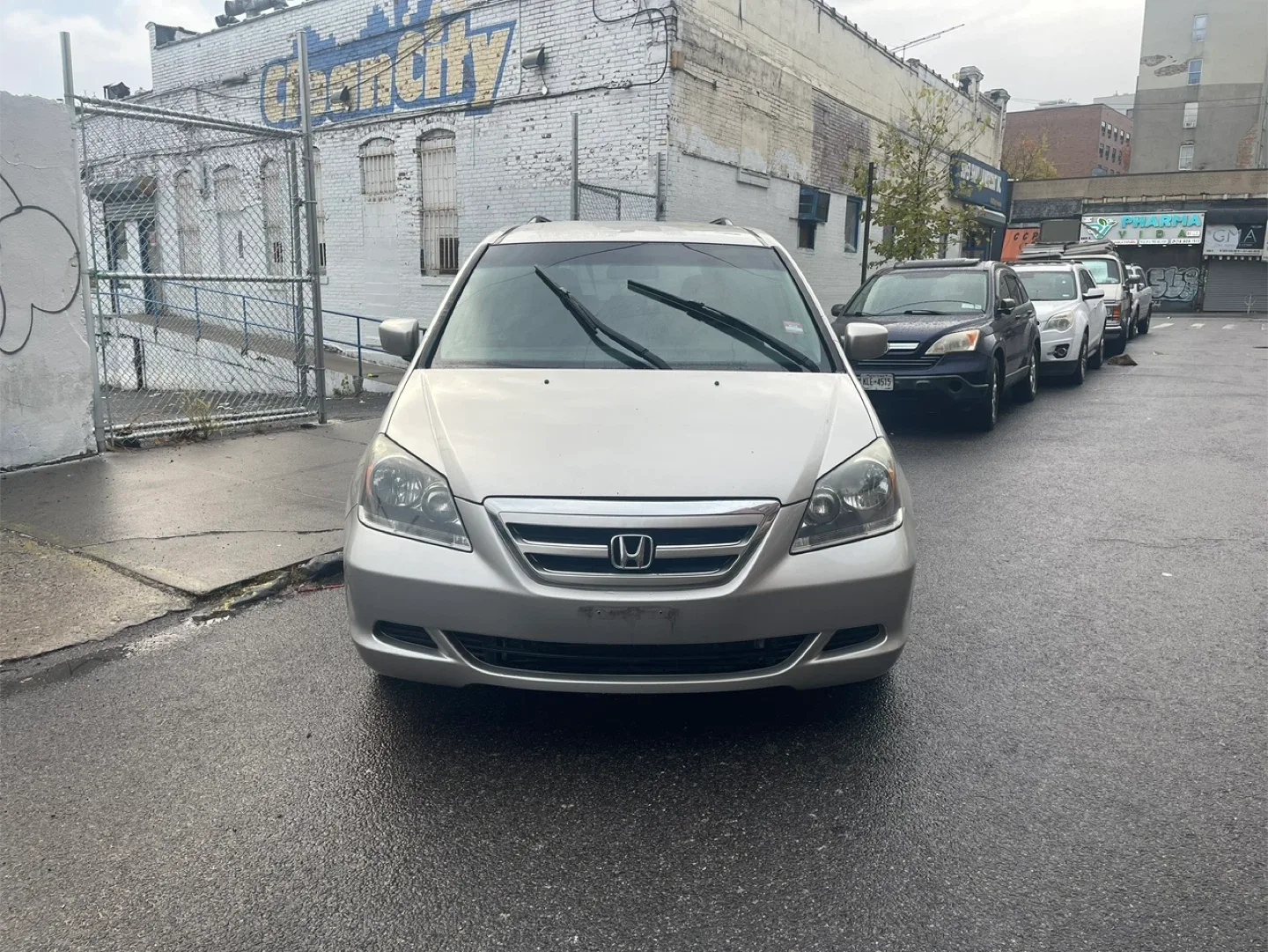 2008 Honda Odyssey Minivan - Silver