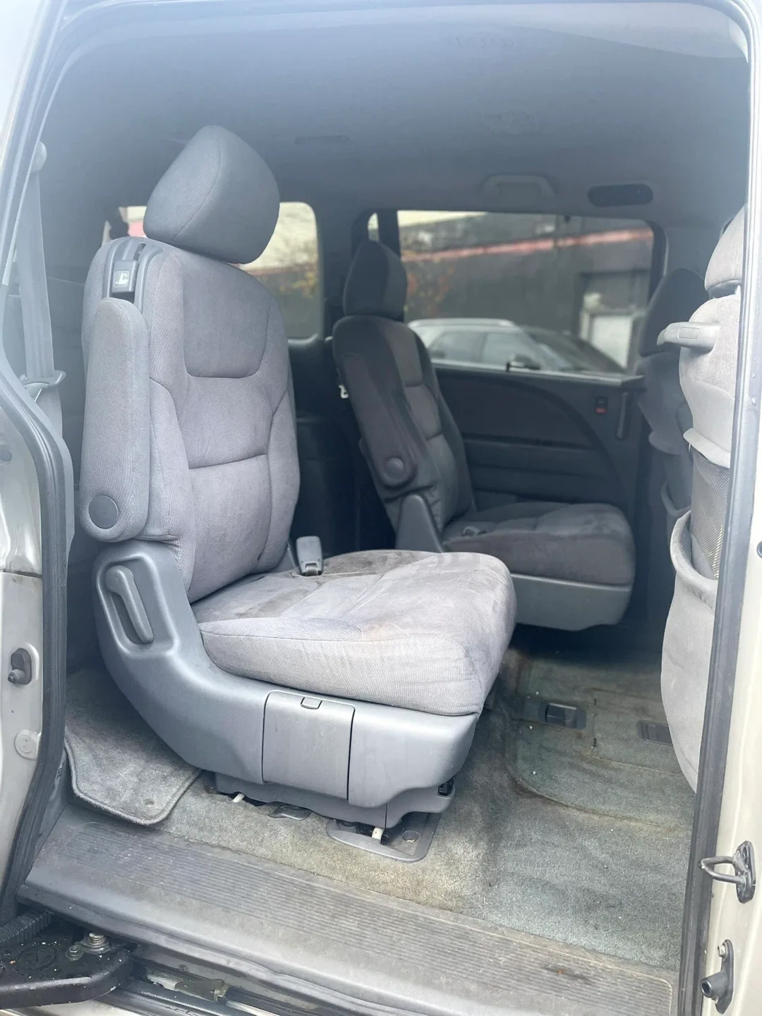 2008 Honda Odyssey Minivan - Silver image indicator(10)