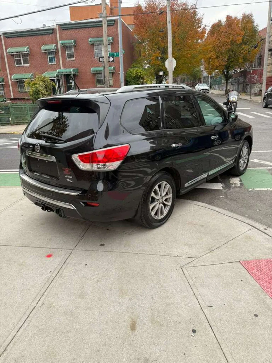 2015 Black Nissan Pathfinder AWD SL image indicator(6)