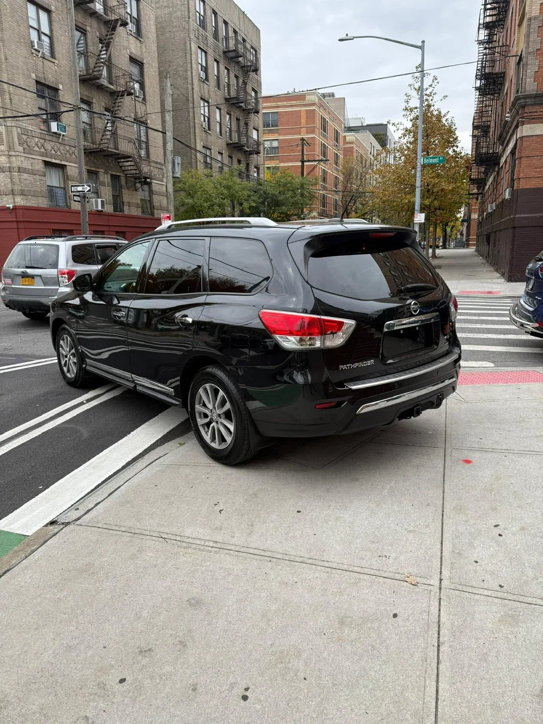 2015 Black Nissan Pathfinder AWD SL image indicator(4)