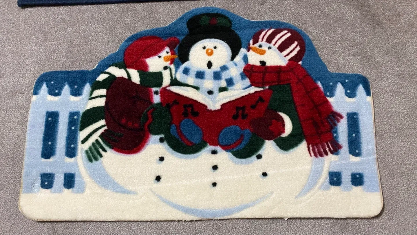 Christmas-themed Area Rugs image indicator(4)