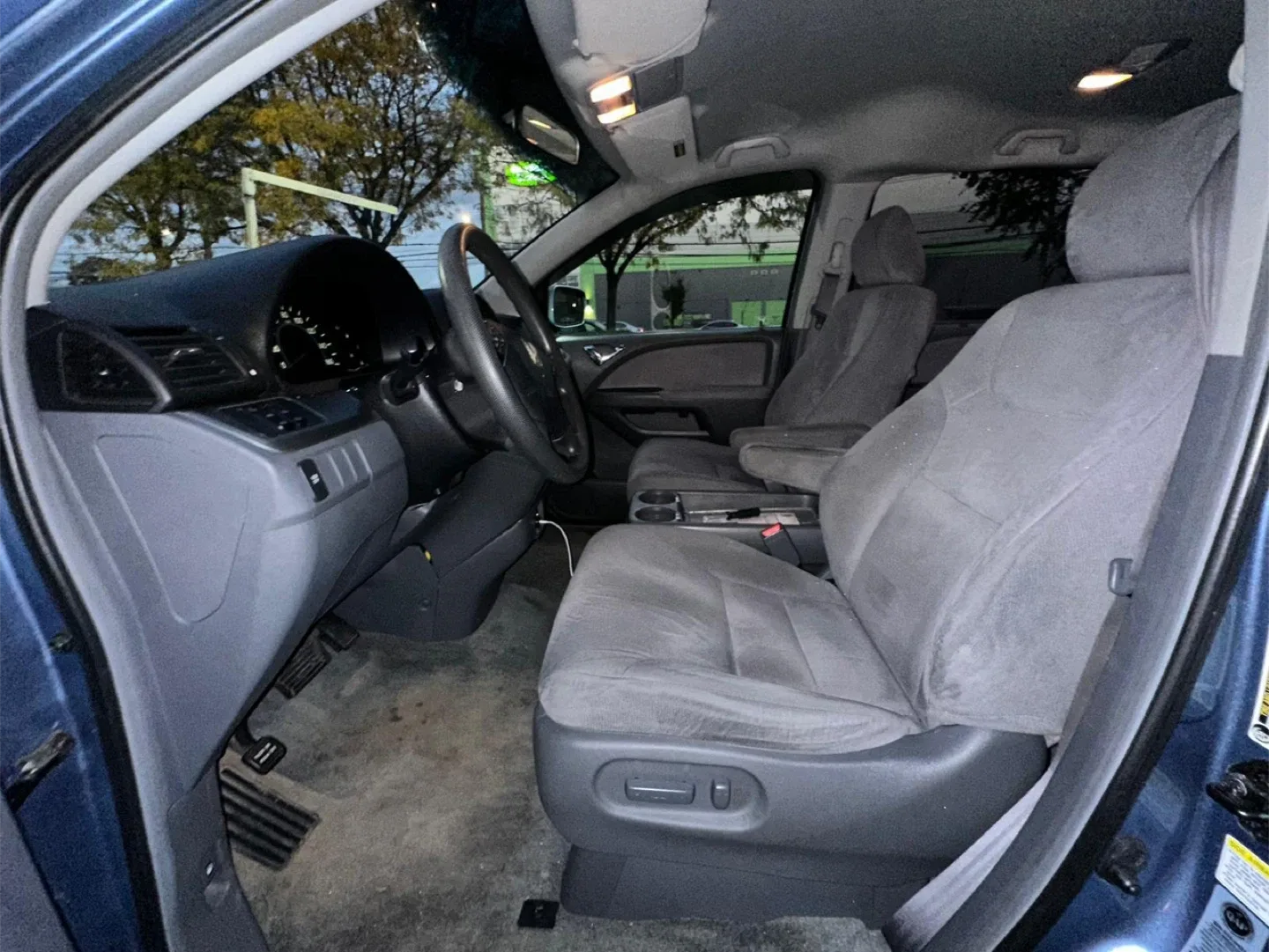 2007 Honda Odyssey Minivan image indicator(9)