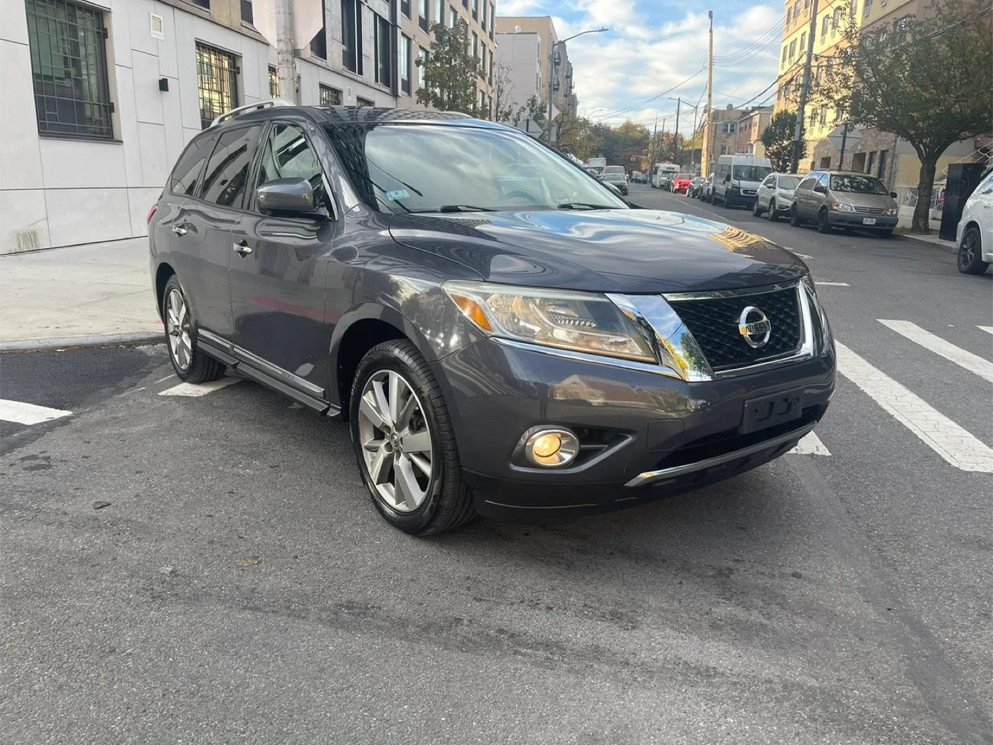 2014 Nissan Pathfinder 4WD Platinum image indicator(4)