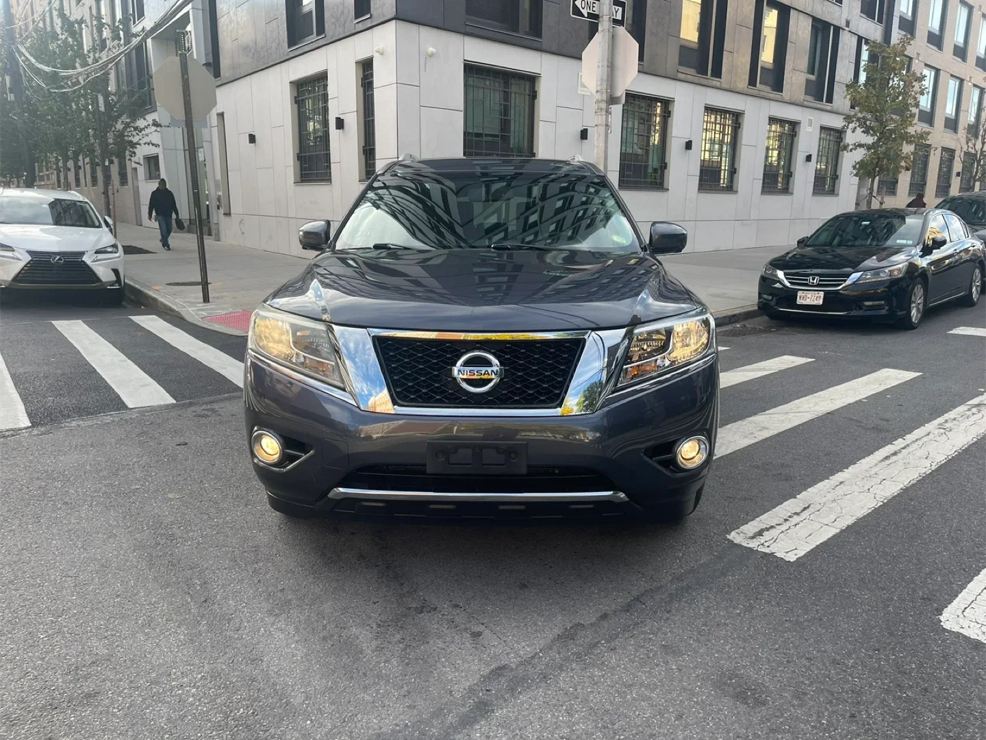 2014 Nissan Pathfinder 4WD Platinum