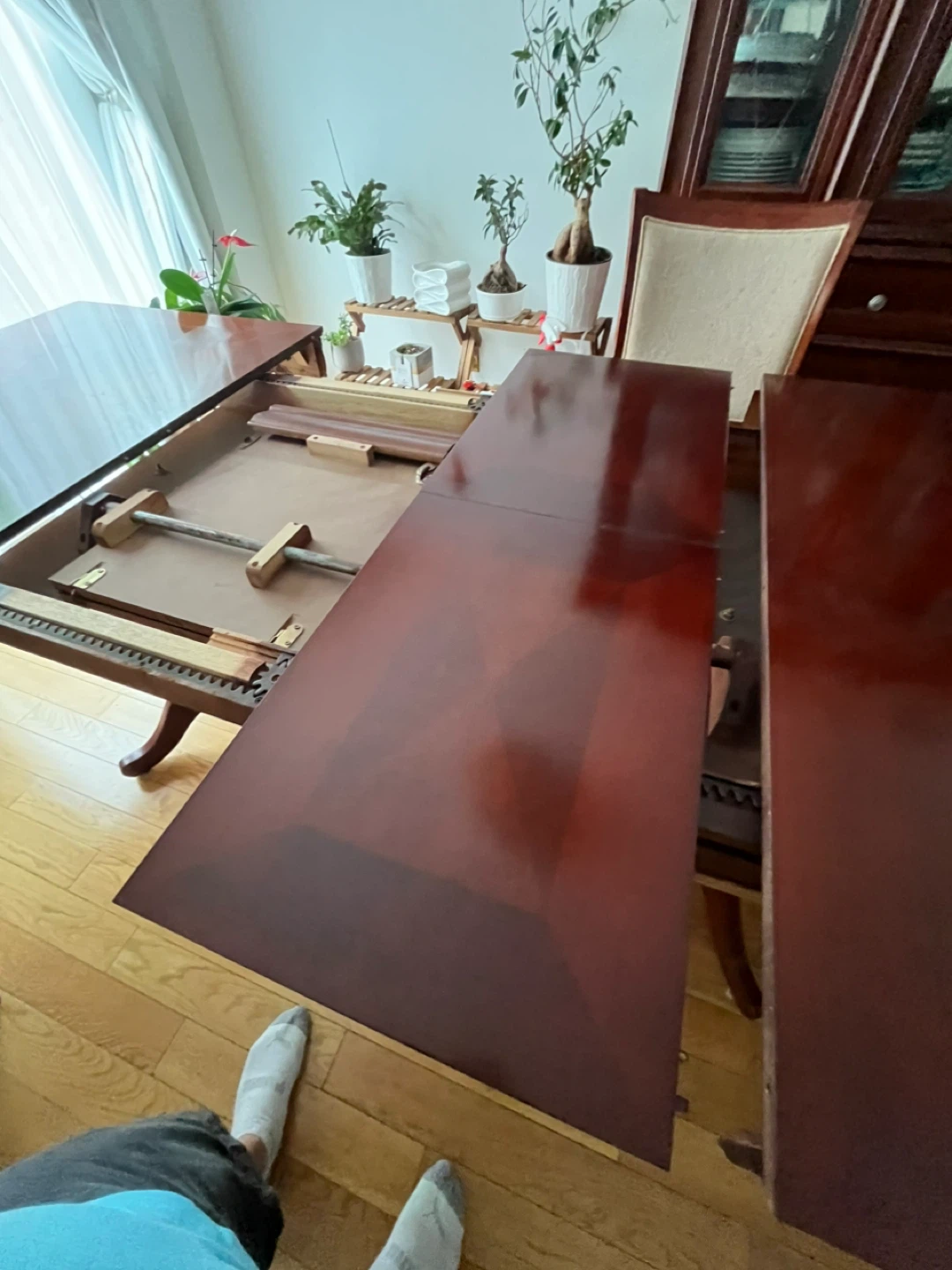 Solid Wood Dining Table with 6 Chairs - photo 2