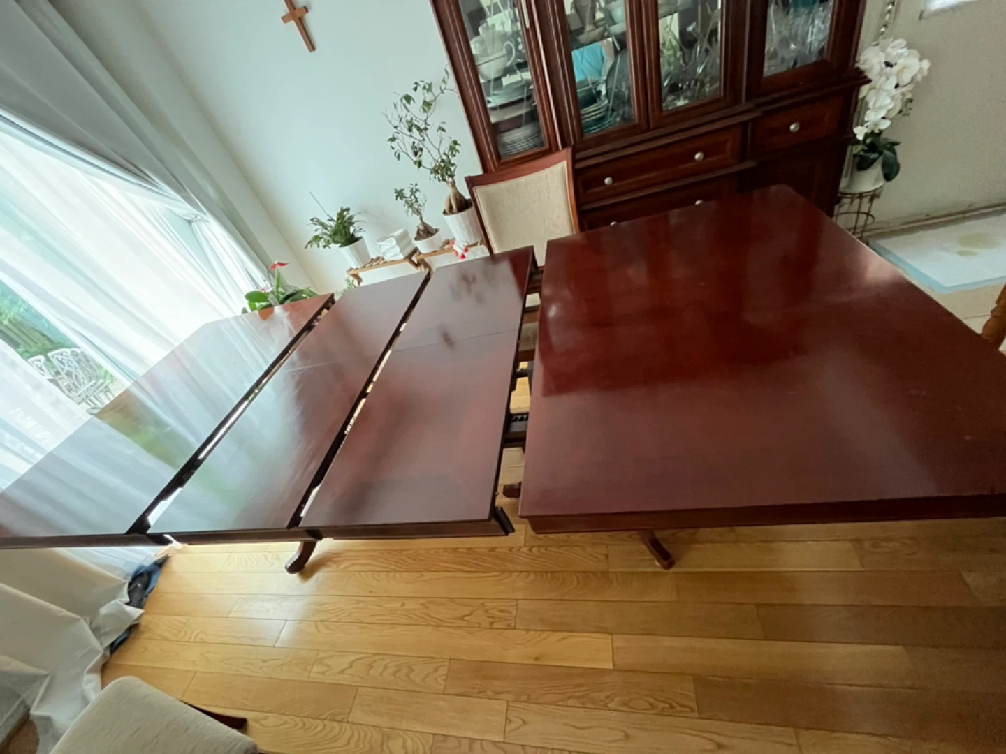 Solid Wood Dining Table with 6 Chairs - photo 4