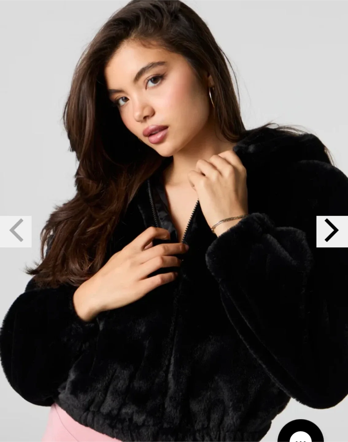 Cropped faux fur zip up image indicator(2)