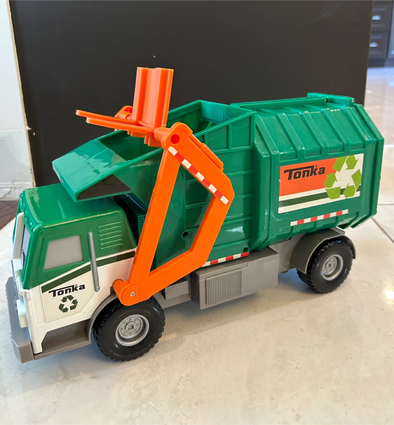Tonka Green & Orange Recycling Truck - photo 2