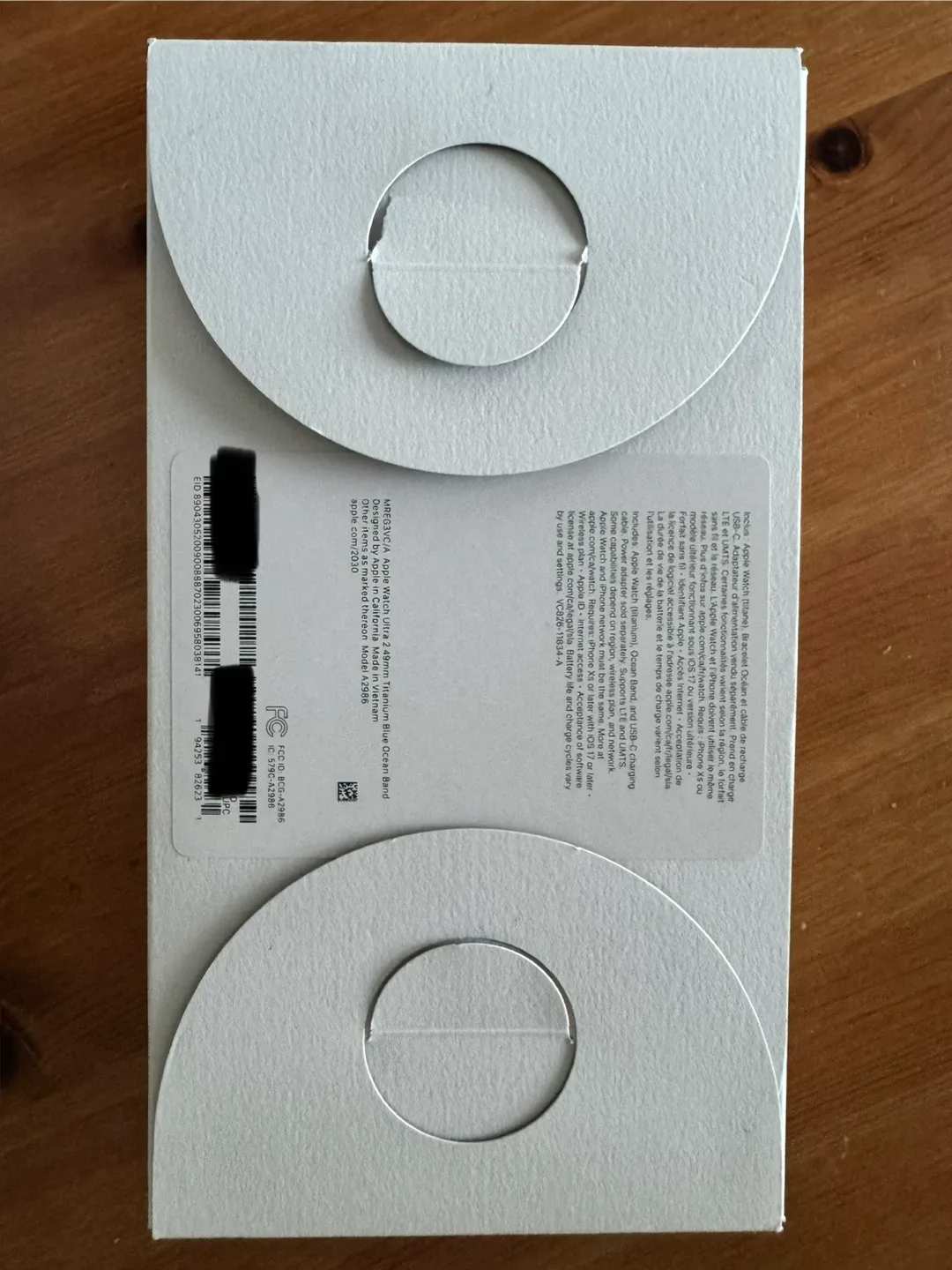 Apple Watch Ultra 2 49mm Titanium Case image indicator(10)