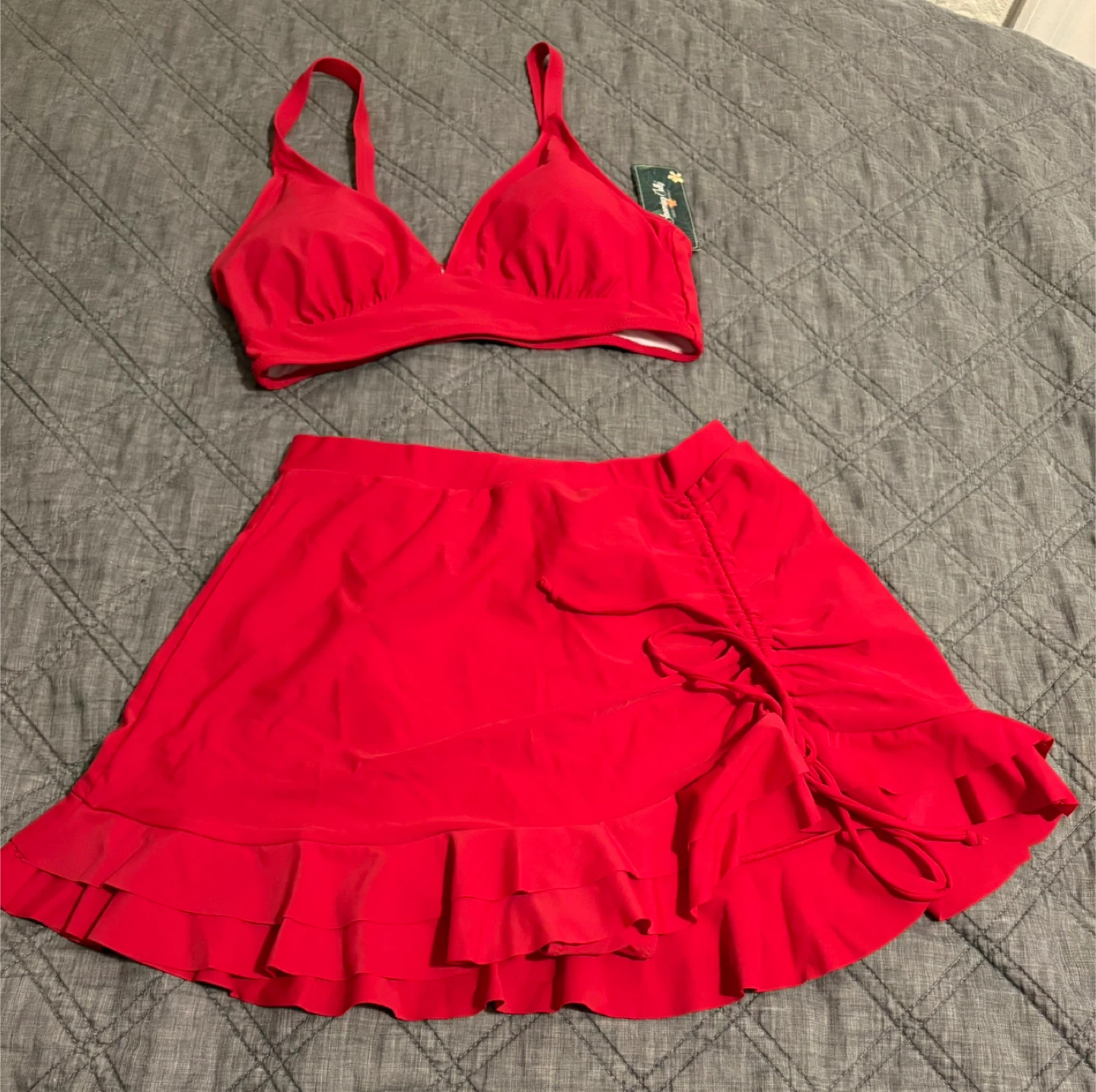 Red 2-Piece Swimsuit Set - Size M - photo 2