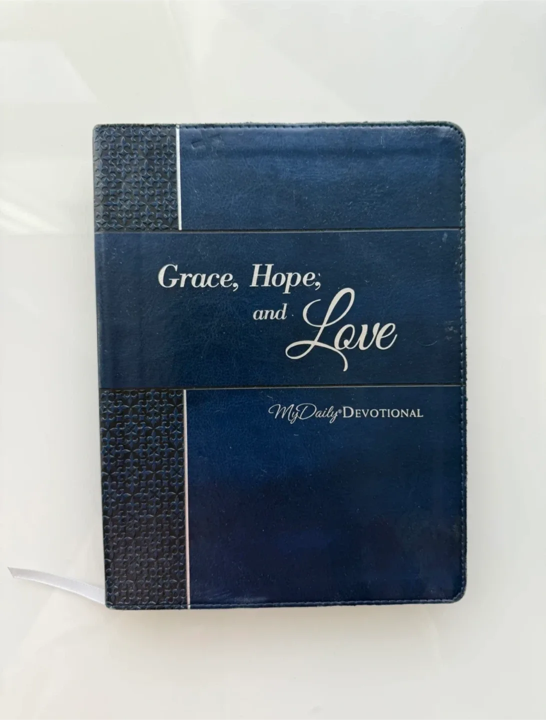 🥕Grace, Hope, and Love My Daily Devotional book
