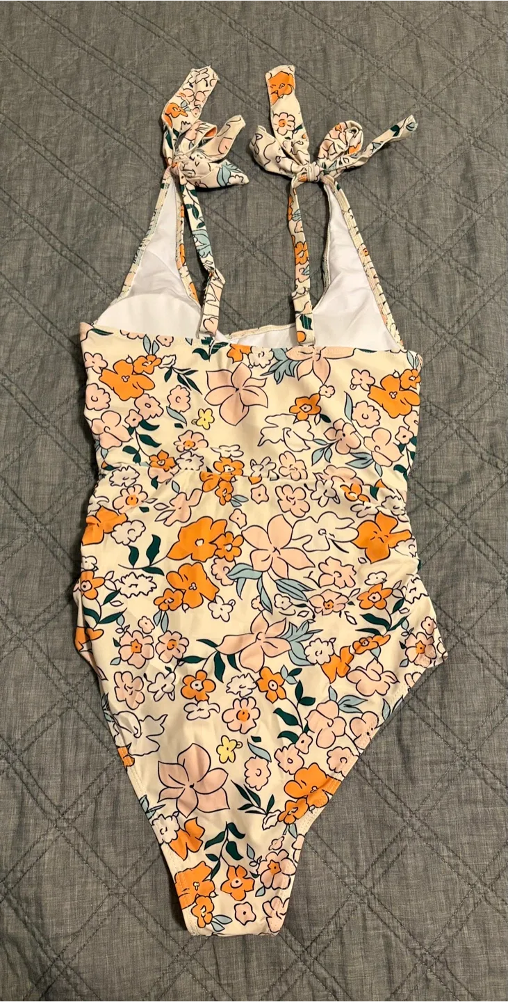 Floral One Piece Swimsuit - Size S image indicator(3)