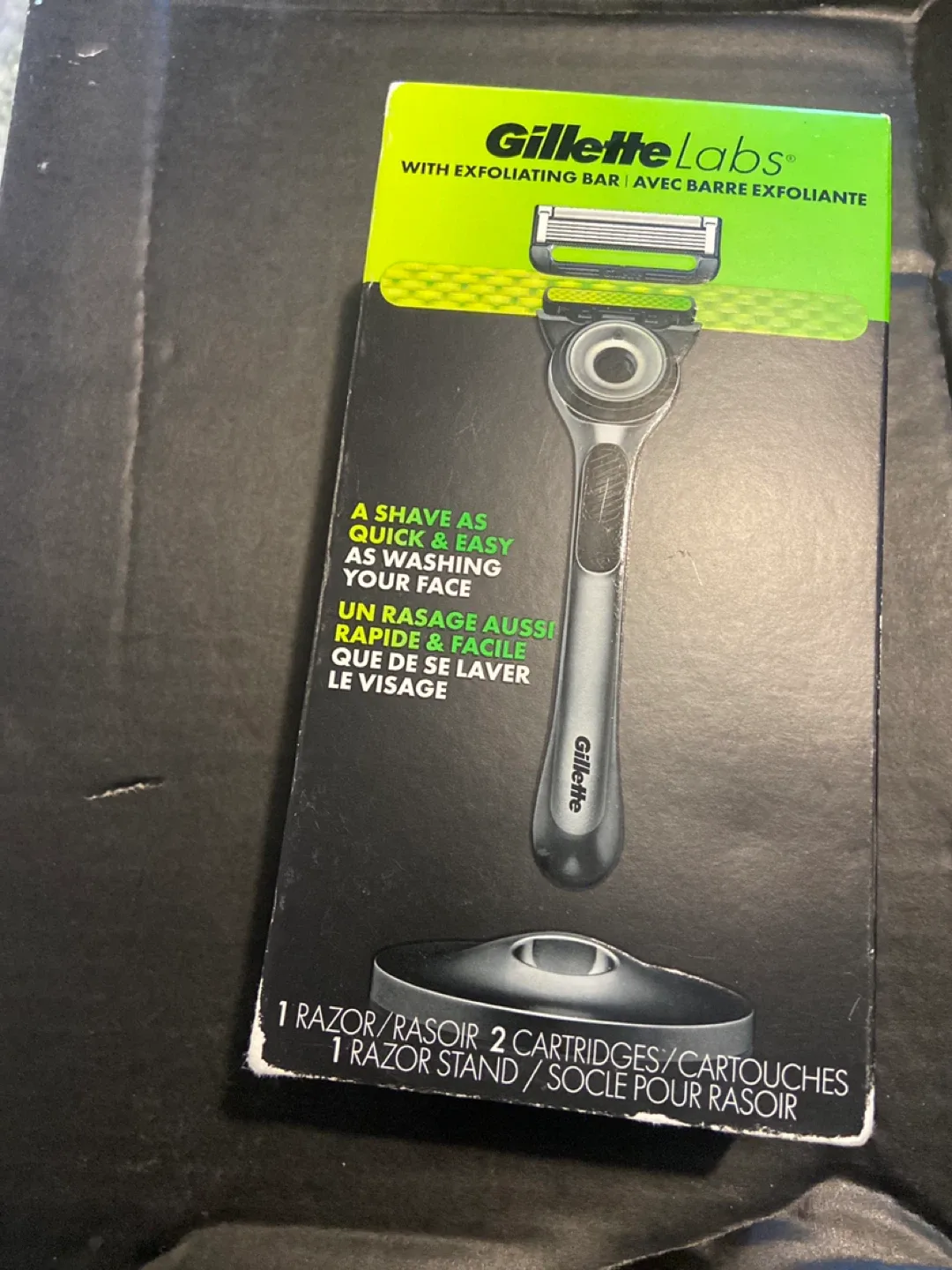 GilletteLabs Exfoliating Bar Razor with Stand