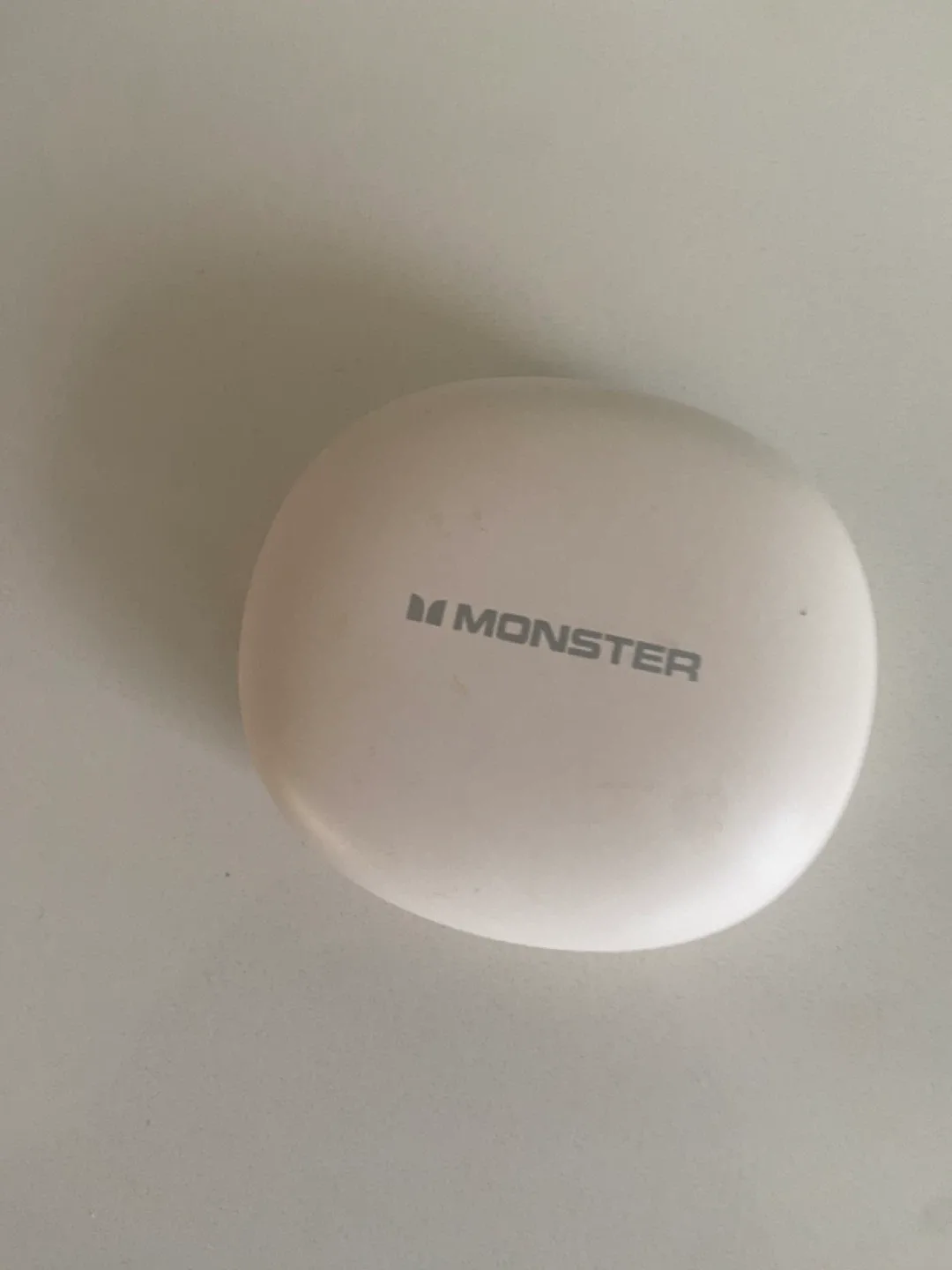 Monster Airmars XKO15 Wireless Earbuds - White