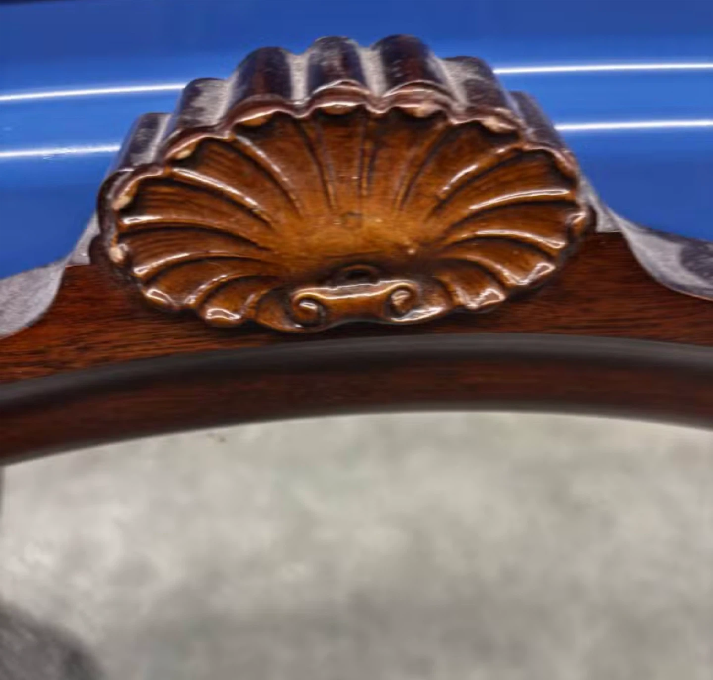 Antique Wood Framed Mirror with Shell Design - photo 3