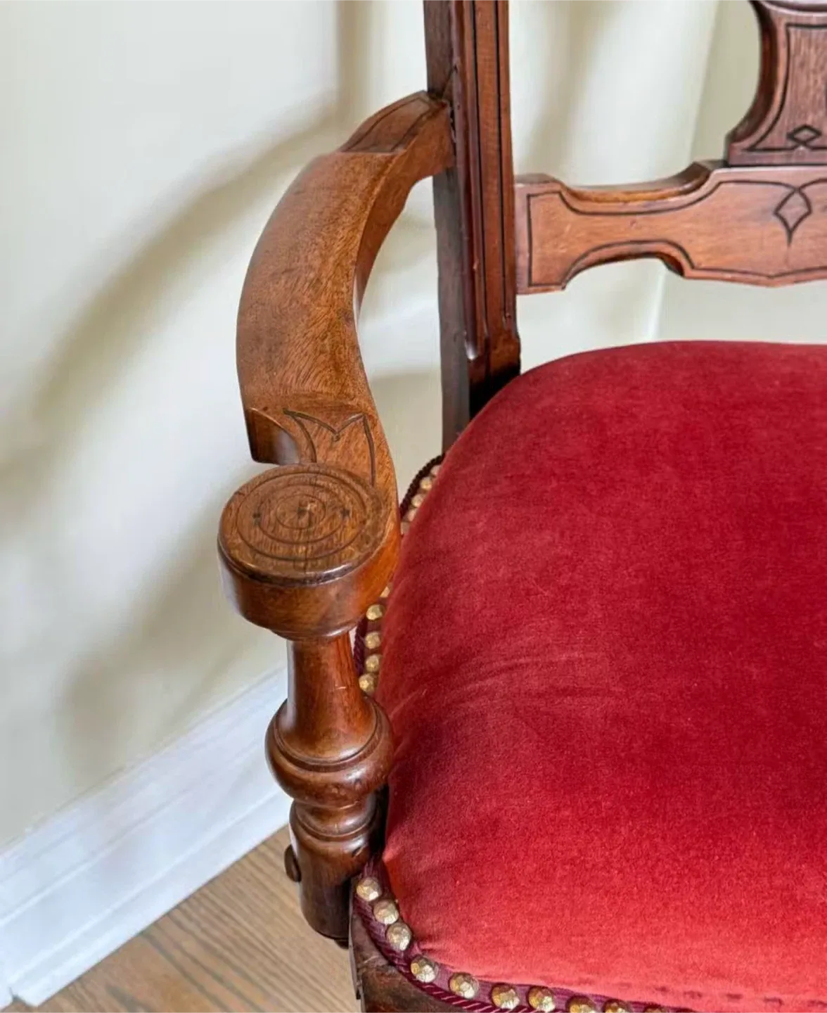 Antique Wooden Chair with Red Velvet Seat image indicator(3)