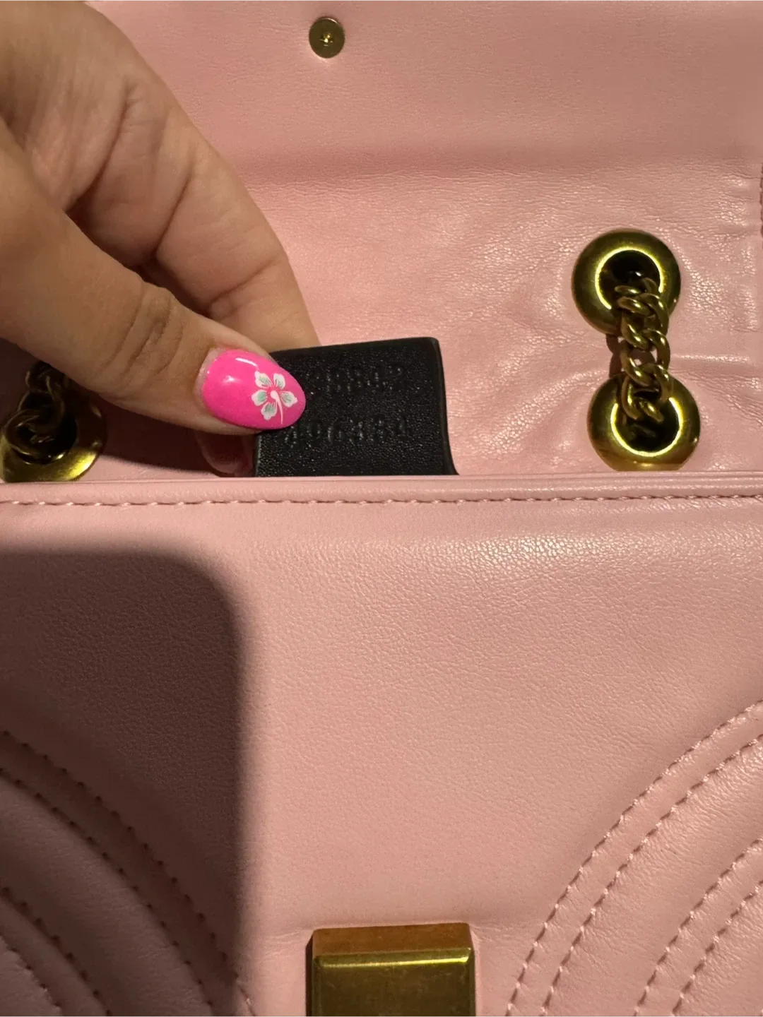 Gucci Marmont Small Pink Shoulder Bag image indicator(2)