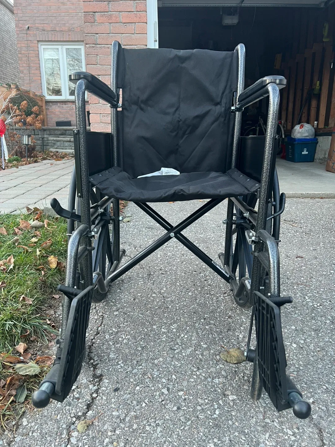 Drive Medical Silver Sport 1 Wheelchair image indicator(3)