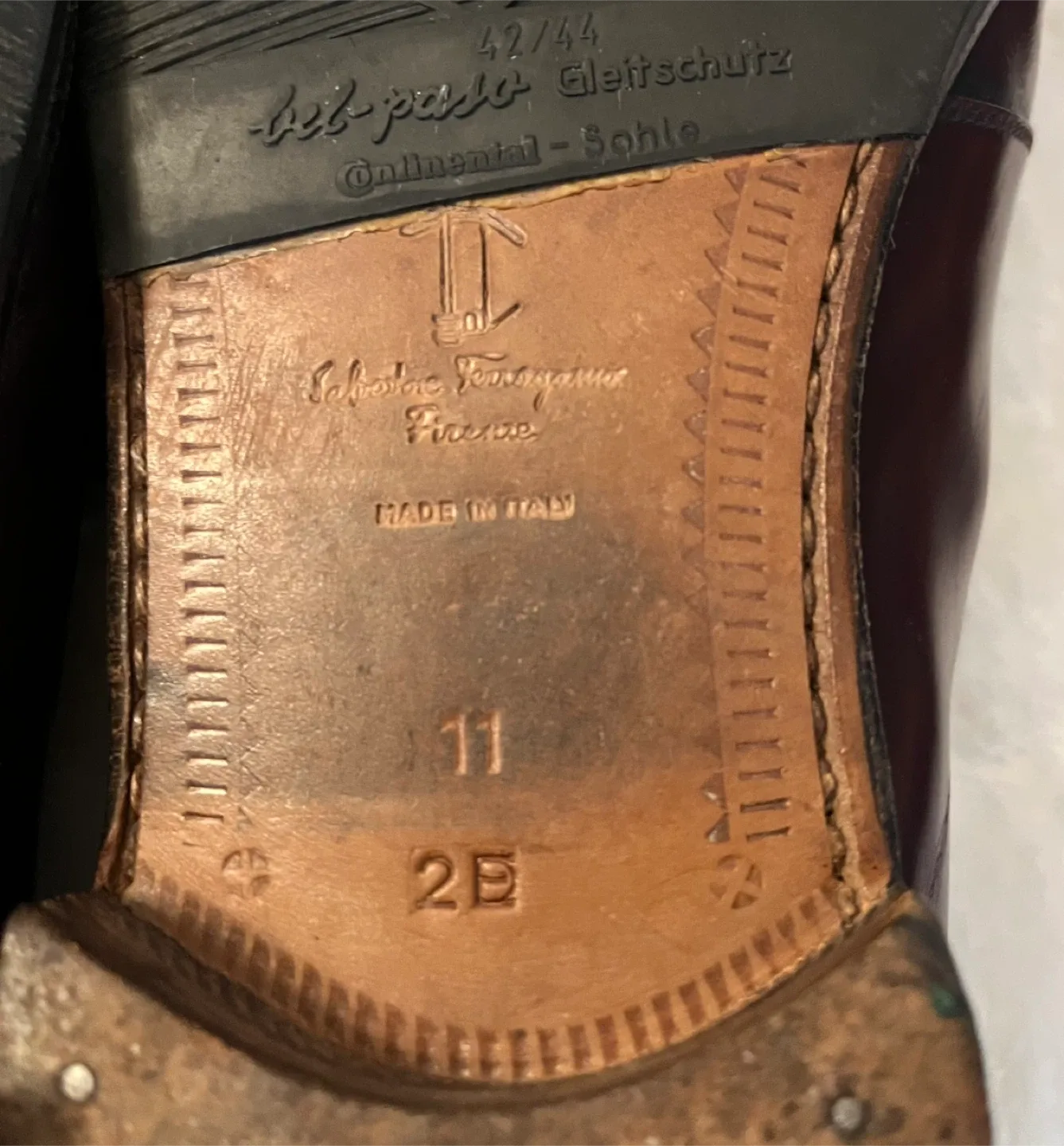 Salvatore Ferragamo Burgundy Strap Shoes - Size 11 image indicator(6)