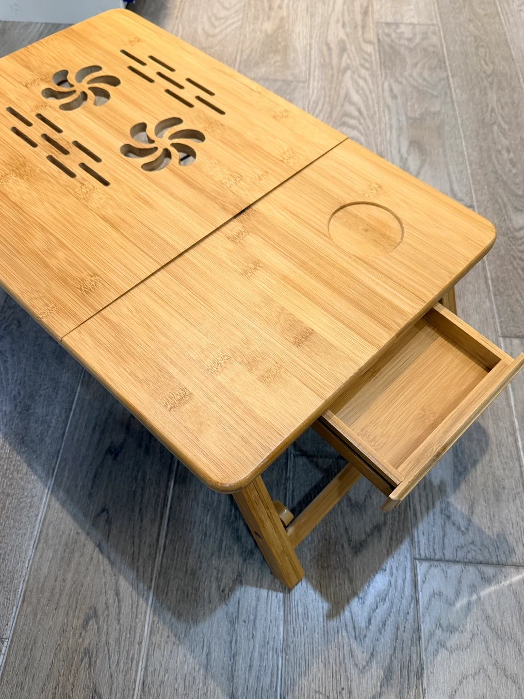 SONGMICS Adjustable/ Expandale Bamboo Laptop Desk image indicator(9)