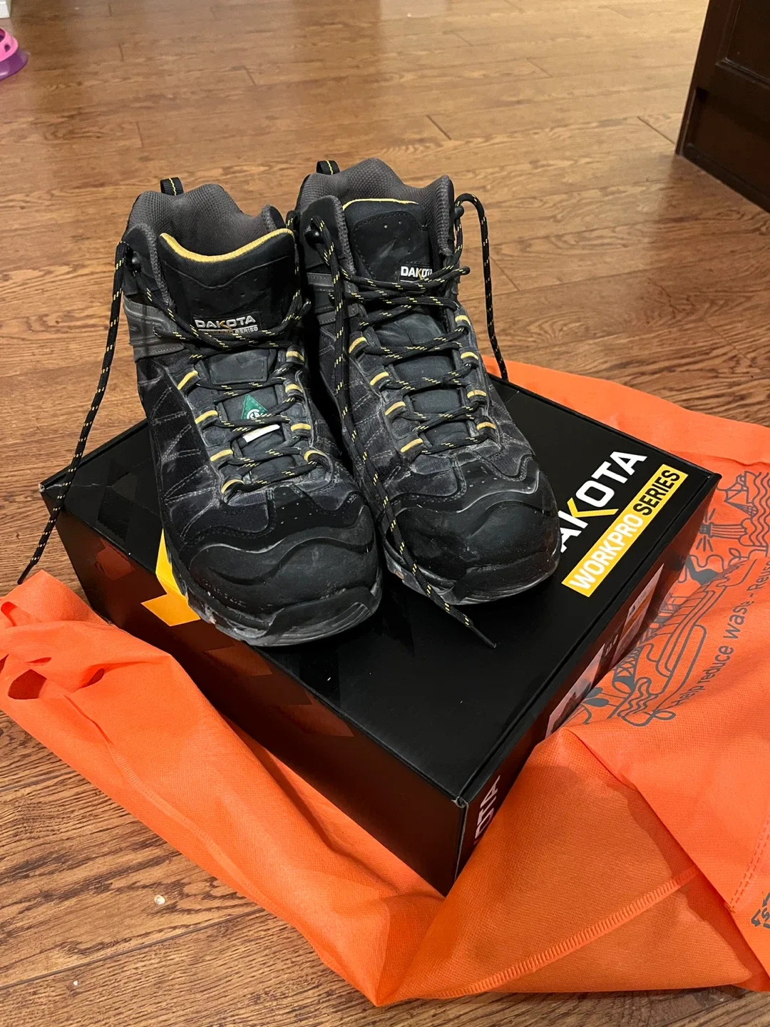 Dakota Workpro Series Black Work Boots