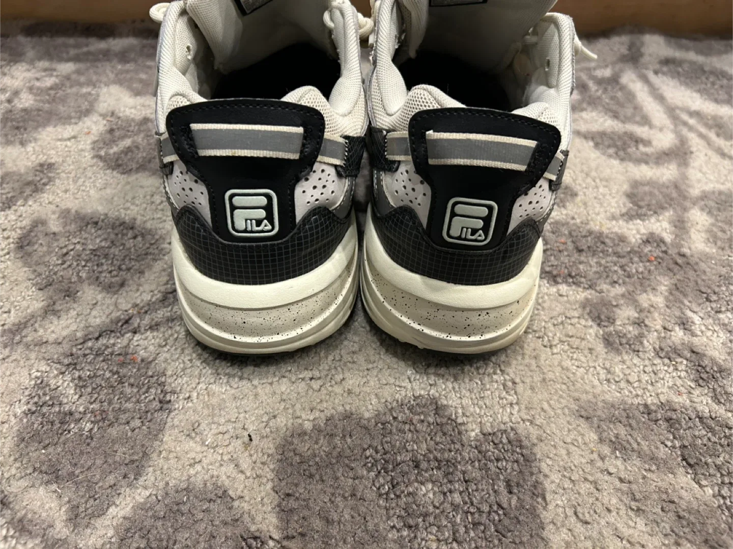 Fila Grunge Sneakers - Size 12 image indicator(2)