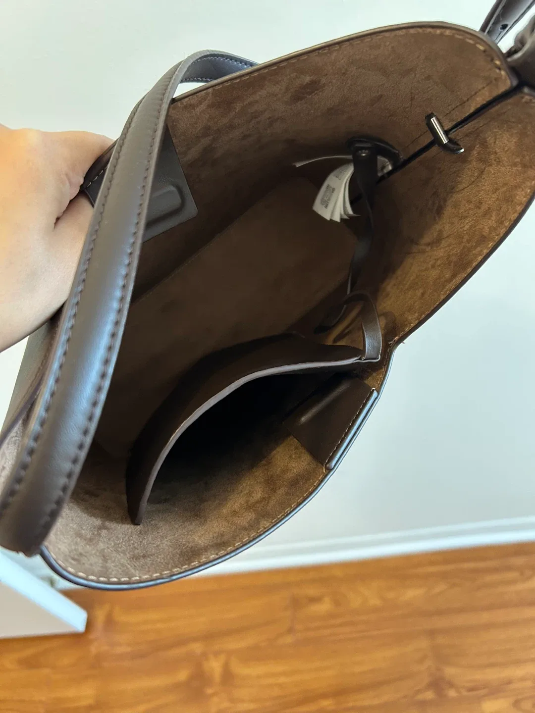 Zara Brown Leather Bucket Bag image indicator(5)