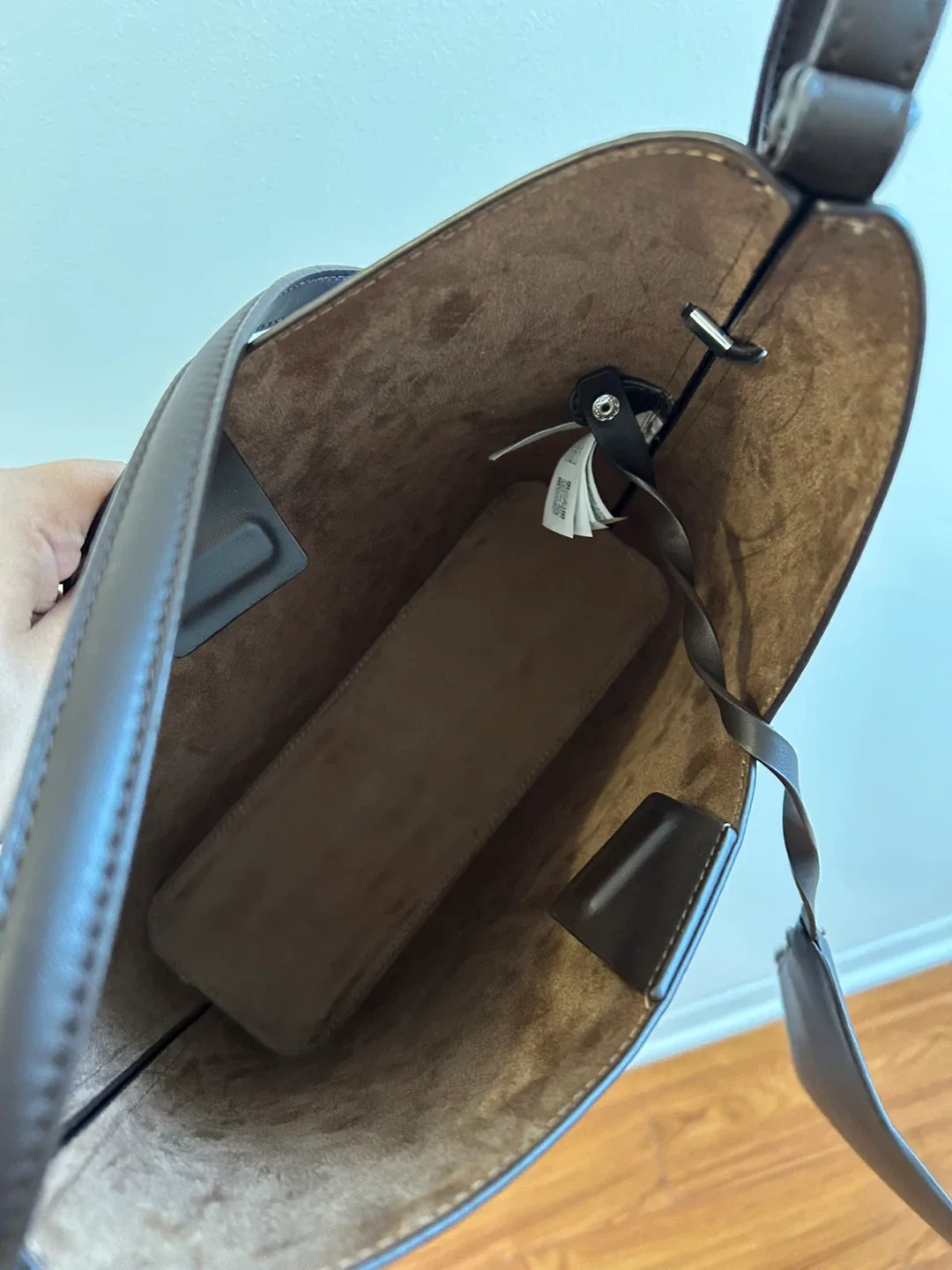 Zara Brown Leather Bucket Bag image indicator(4)